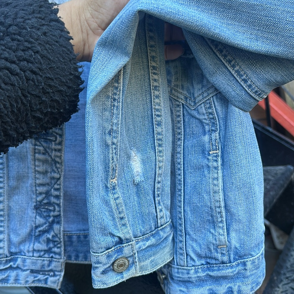A&F Jean Jacket - Picture 7 of 10